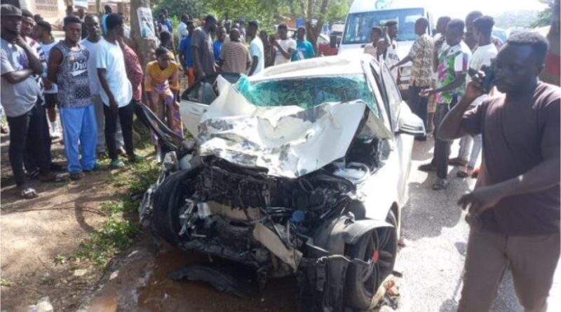 BREAKING NEWS: Sad News Hits Ghana As 6 Confirmed Dead, Many Injured In Accident On Akosombo-Tema Highway